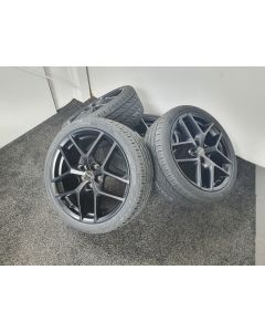 Sommerradsatz Borbet Y Black Matt 8x18 et48 5x112 +  PIRELLI PWRGY 225/40 R18 92 Y XL - B, A, 2, 70dB 